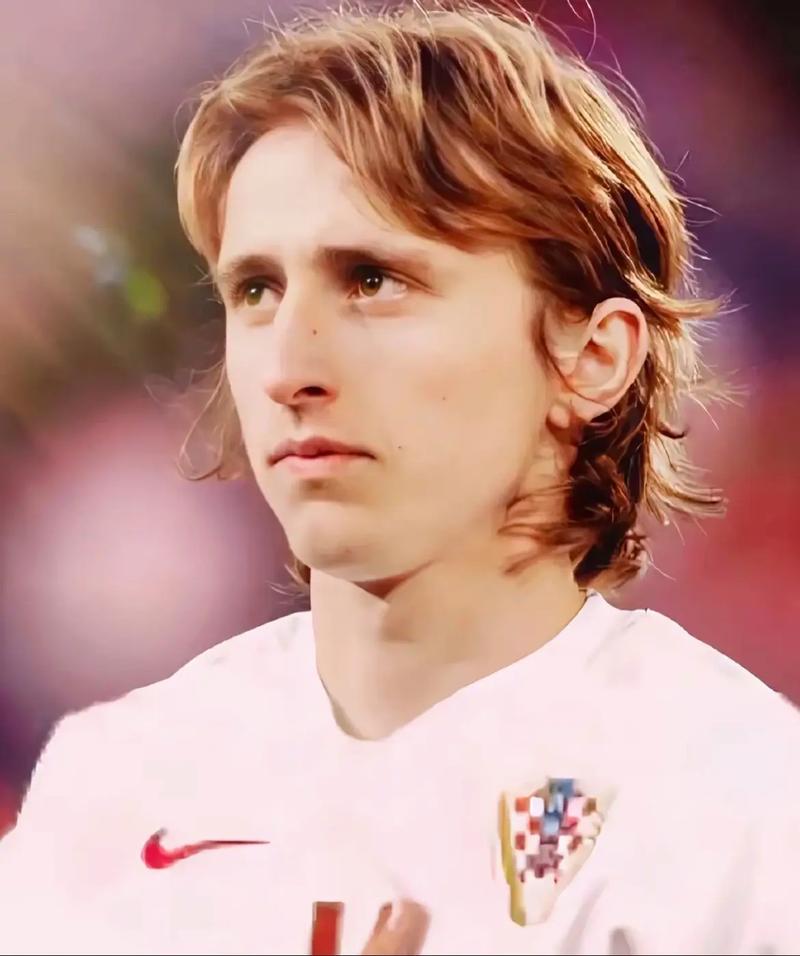 CBA-韦瑟斯庞25+9+6 米奇23+15 深圳力克青岛