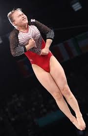 救火队员！阿隆-维金斯首节替补5分钟5中4拿到9分 三分2中1